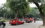 [ẢNH] Cuồng nhiệt cổ động viên Việt Nam trước giờ bóng lăn